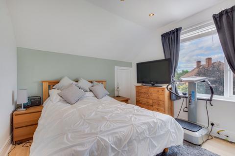 36 Welling Way, Welling, DA16 2RT