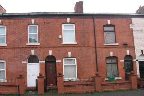 3 bedroom terraced house to rent, Daisy Bank, Manchester M40