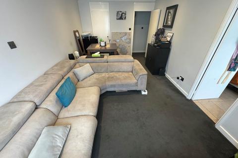 1 bedroom flat for sale, Watling Court, Elstree