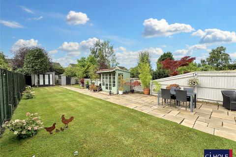 3 bedroom bungalow for sale, Hillview Drive, Hucclecote, Gloucester, GL3