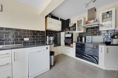 3 bedroom terraced house for sale, Urswick Gardens, Dagenham, Essex