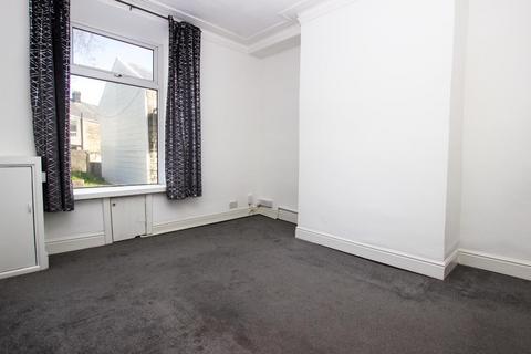 2 bedroom house to rent, Alice Street, Darwen