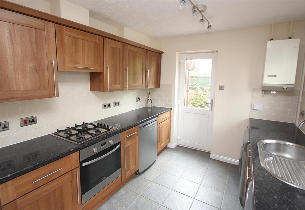 1 swift close, kit. IMG 2882.JPG