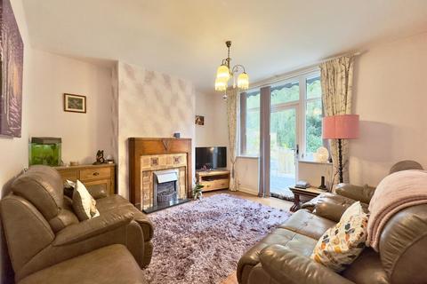 52 Herries Drive, Sheffield, S5 7HW