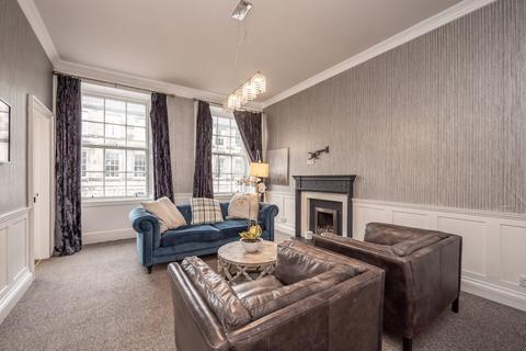 3 bedroom flat for sale, 47/2 Cumberland Street, New Town, Edinburgh, EH3