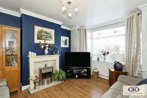 4 bedroom semi-detached house for sale, Cloverdale Road, Cross Heath, Newcastle