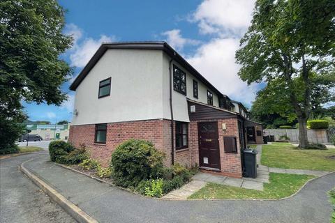 2 bedroom apartment to rent, Stratford Road, Solihull