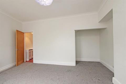 3 bedroom terraced house for sale, Barlow Street, Off Carr Lane