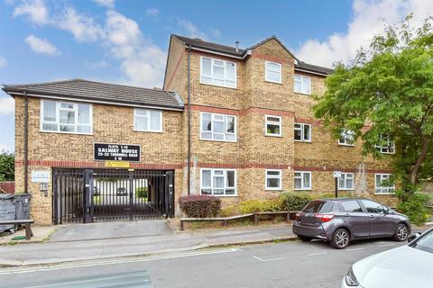 1 bedroom flat for sale, Thornhill Road, Leyton