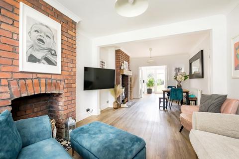 195 North Road, Yate, Bristol, BS37 7LG