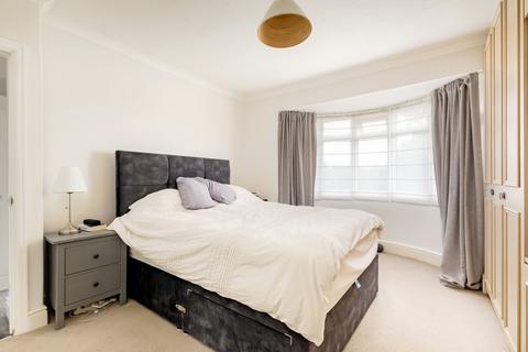 195 North Road, Yate, Bristol, BS37 7LG