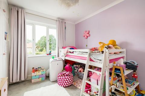 195 North Road, Yate, Bristol, BS37 7LG