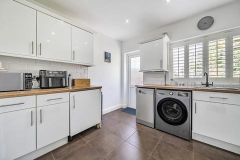 2 bedroom terraced house to rent, Ashcroft Crescent Sidcup DA15