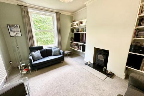 4 bedroom end of terrace house for sale, 6 Woodleigh, Hebden Bridge, HX7 6NB