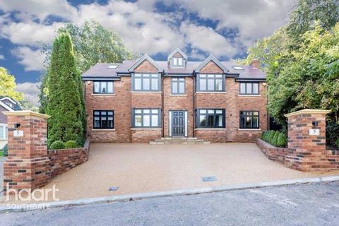 6 bedroom detached house for sale, Orchard Close, Hertfordshire