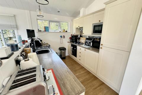 2 bedroom park home for sale, 5 Hawthorne close, Elm Farm Country Park