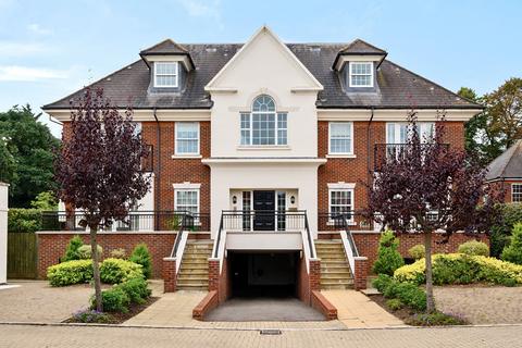 2 bedroom penthouse for sale, White Lion Gate, Cobham, KT11