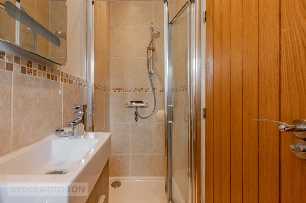 En-Suite To Bed 3