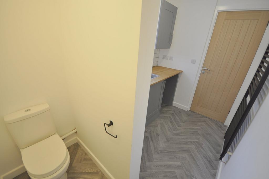 Wc and Utility Room