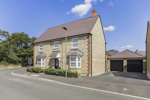 5 bedroom detached house for sale, Wolters Place, Stanford in the Vale, SN7