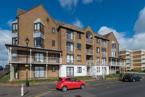 2 bedroom flat for sale, Victoria Parade, Poldark Court Victoria Parade, CT11