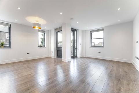 3 bedroom apartment for sale, Albany Court, Spring Grove, London, W4