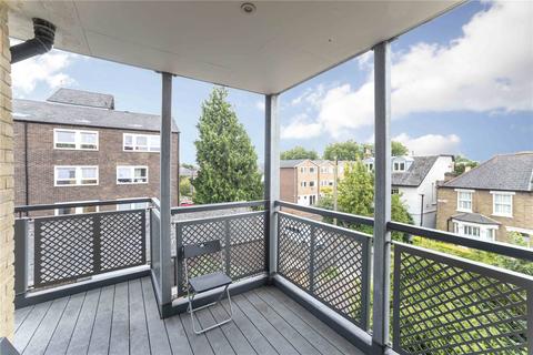 3 bedroom apartment for sale, Albany Court, Spring Grove, London, W4