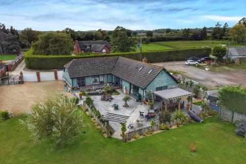 2 bedroom detached house for sale, Kitchen End, Silsoe, Bedfordshire, MK45