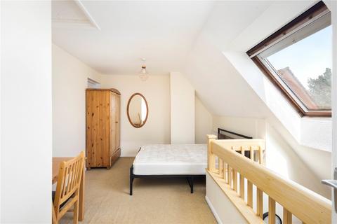 38 Coopers Close, London, E1 4BB