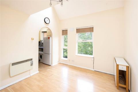 38 Coopers Close, London, E1 4BB