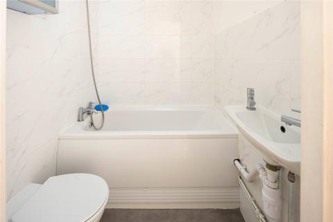 38 Coopers Close, London, E1 4BB