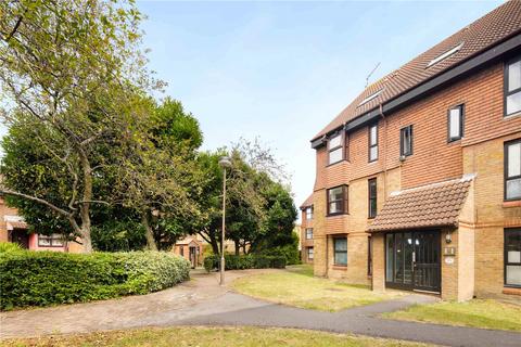 38 Coopers Close, London, E1 4BB
