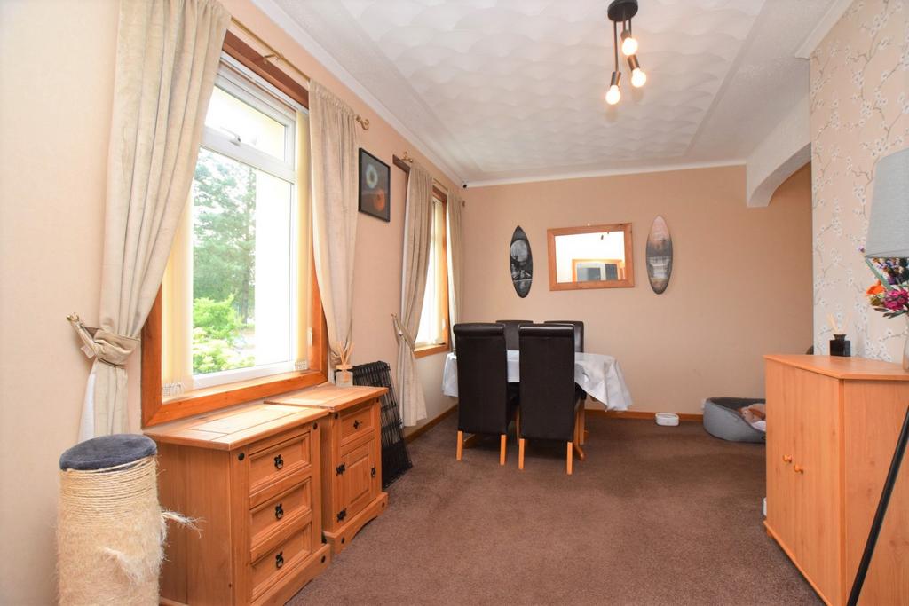 3 Herdel Road, Carrutherstown, Dumfries, DG1 4 JZ -