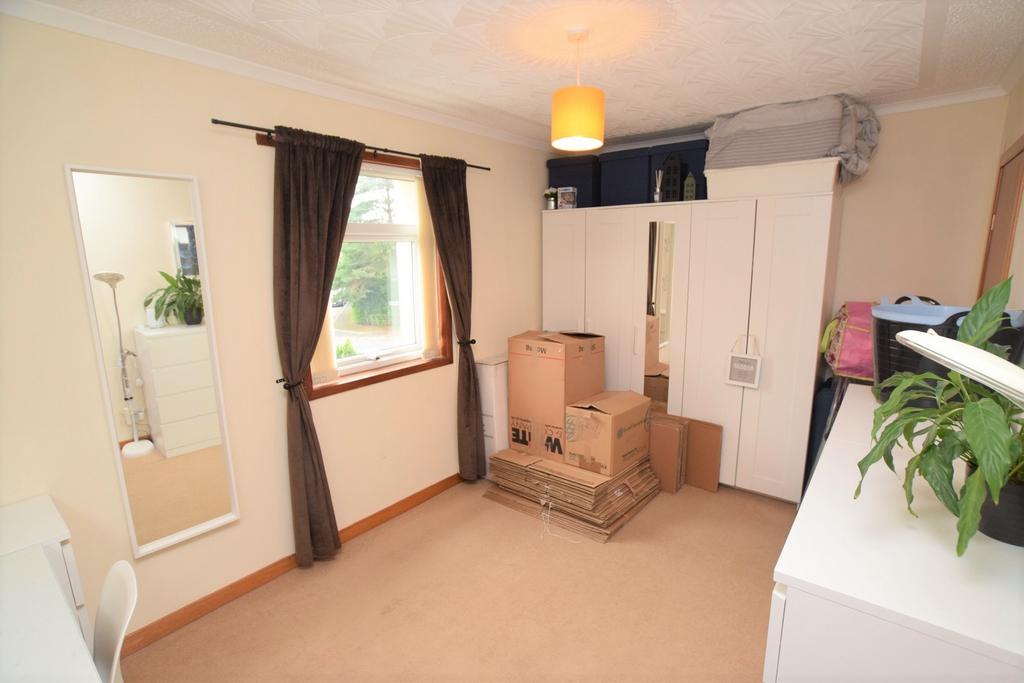 3 Herdel Road, Carrutherstown, Dumfries, DG1 4 JZ -