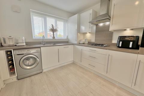 5 Swanmore, Sunderland, SR3 2FN