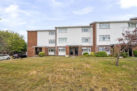 28 Carters Hill Close, London, SE9 4RS