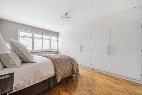 28 Carters Hill Close, London, SE9 4RS