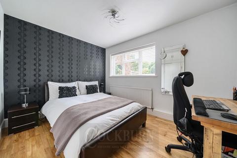 28 Carters Hill Close, London, SE9 4RS