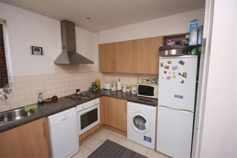 2 bedroom flat to rent, Holden Avenue, Woodside Park, N12