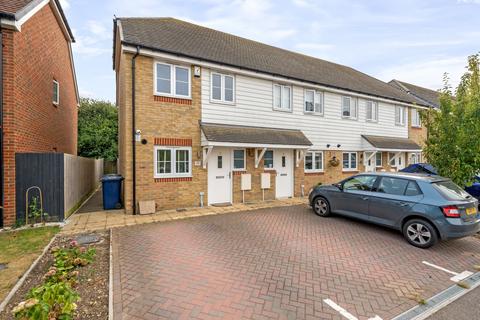 2 bedroom end of terrace house for sale, Haffenden Avenue, Sittingbourne, Kent, ME10