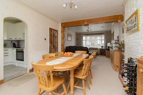 3 bedroom semi-detached house for sale, Masons Rise, Broadstairs, CT10