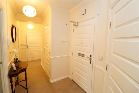 2 bedroom apartment for sale, Branksomewood Road, Fleet GU51