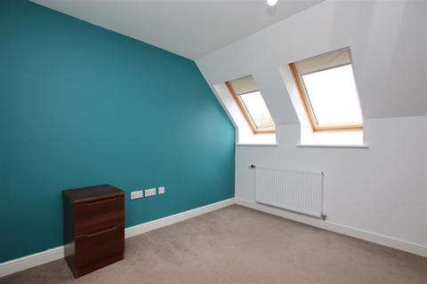3 Murray Drive, Stone, Dartford, DA2 6FS