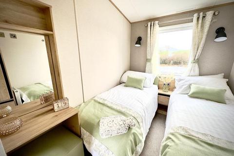 2 bedroom lodge for sale, Pentire Coastal Holiday Park