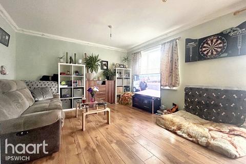 2 Aberdare Close, Ipswich, IP2 8LZ