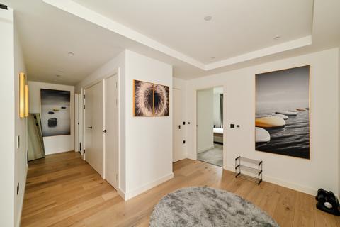 3 bedroom flat to rent, Clarendon Court, London EC1Y