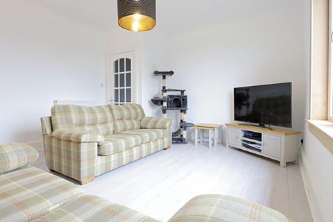 4 Barrie Terrace, Bathgate, EH48 1DH