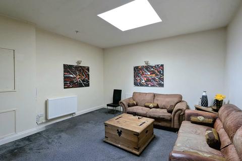 4 bedroom flat to rent, North Bridge Street, Sunderland SR5