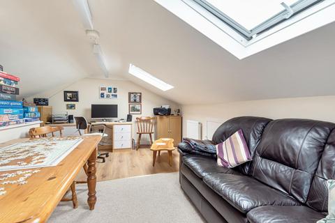 6 Beansway, York, YO31 1HU