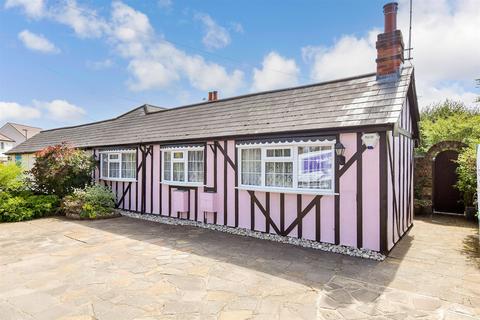 2 bedroom semi-detached bungalow for sale, Hanging Hill Lane, Hutton, Brentwood, Essex